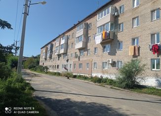 Продаю 2-ком. квартиру, 42.3 м2, Находка, Центральная улица, 10