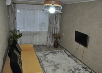 Продается 3-комнатная квартира, 64.8 м2, Котово, Коммунистическая улица, 72