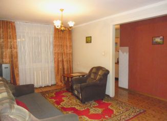 Продам трехкомнатную квартиру, 57.3 м2, поселок городского типа Грамотеино, Светлая улица, 20