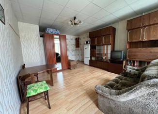 Продается комната, 254 м2, Санкт-Петербург, улица Трефолева, 18К, метро Кировский завод