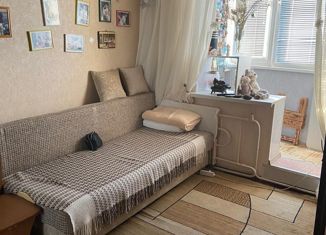 Продам комнату, 65 м2, Волгоград, улица Константина Симонова, 18, район Семь Ветров