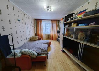 Продаю трехкомнатную квартиру, 74 м2, Ленинградская область, Приморская улица, 13