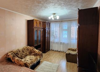 Сдается в аренду однокомнатная квартира, 37 м2, Ульяновская область, Автозаводская улица, 46