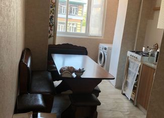 Продам 2-ком. квартиру, 50 м2, Хасавюрт, улица Воробьёва, 48