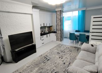 Трехкомнатная квартира на продажу, 70 м2, Нальчик, проспект Ленина, 42Б, район Центр