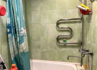 Продаю трехкомнатную квартиру, 57.5 м2, посёлок городского типа Смидович, Октябрьская улица, 25