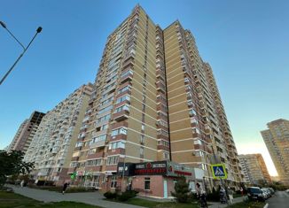 Продается 3-комнатная квартира, 92 м2, Краснодар, проспект имени писателя Знаменского, 20, микрорайон Почтовый