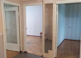 Продается 3-ком. квартира, 70 м2, Армавир, улица Ефремова, 228