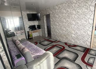 Продается трехкомнатная квартира, 49 м2, Рубцовск, Краснознаменская улица, 96