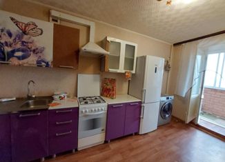 Продажа однокомнатной квартиры, 43.2 м2, Курск, улица Каширцева, 4