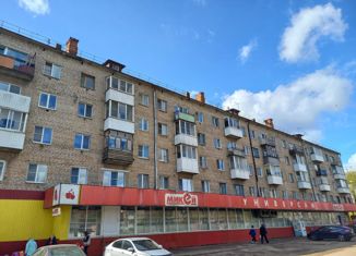 Продажа 3-комнатной квартиры, 54.6 м2, Смоленск, улица Щорса, 1