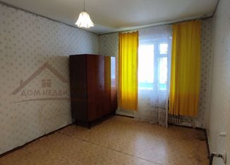 Продаю двухкомнатную квартиру, 45 м2, Старый Оскол, микрорайон Рудничный, 12А