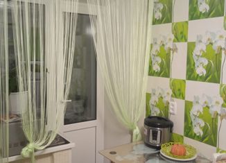 Продам 1-ком. квартиру, 32 м2, Лесной, улица Мира, 8