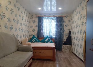 Продаю 4-комнатную квартиру, 87.1 м2, посёлок Новосмолинский, Шоссейная улица, 10