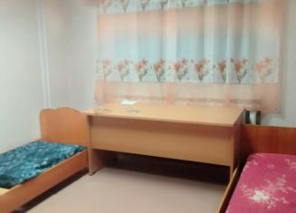 Сдаю в аренду комнату, 98 м2, Чита, улица Богомягкова, 53