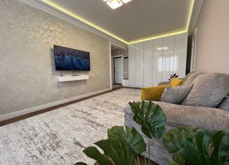 Аренда 3-ком. квартиры, 76.6 м2, Каспийск, Молодежная улица, 4