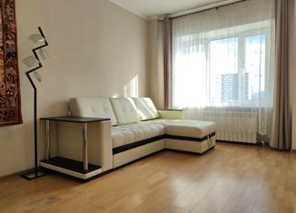 Продаю 2-ком. квартиру, 74 м2, Мытищи, улица Мира, 38