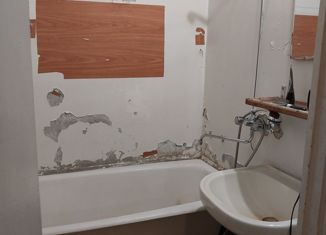 Продам 2-комнатную квартиру, 50 м2, Волгоград, бульвар Энгельса, 32, Красноармейский район