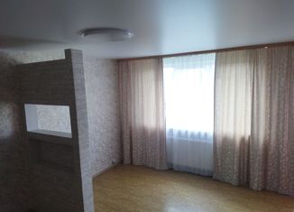 Продается 1-комнатная квартира, 30.1 м2, Горнозаводск, улица Тельмана, 8