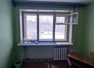 Продам 3-комнатную квартиру, 60 м2, Красноуфимск, улица Ухтомского, 2