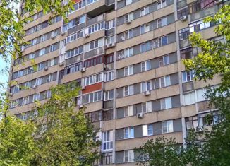 Продам 3-комнатную квартиру, 60 м2, Тольятти, улица Дзержинского, 81, Автозаводский район