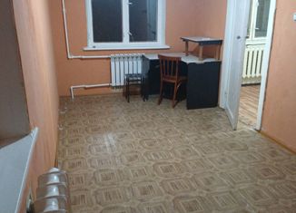 Продам 2-ком. квартиру, 47 м2, Элиста, 4-й микрорайон, 10