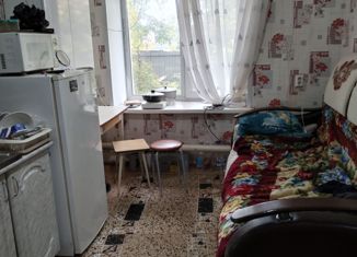Продаю комнату, 11.7 м2, Альметьевск, улица Кирова, 4