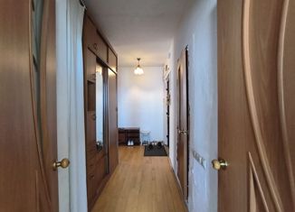 Трехкомнатная квартира на продажу, 76.1 м2, Москва, улица Дыбенко, 32к1, улица Дыбенко