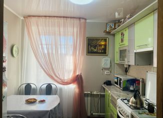 Продажа 2-комнатной квартиры, 55 м2, Татарстан, улица Марджани, 22