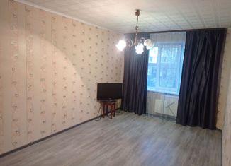 Двухкомнатная квартира на продажу, 54 м2, Псковская область, улица Дружбы, 33К1