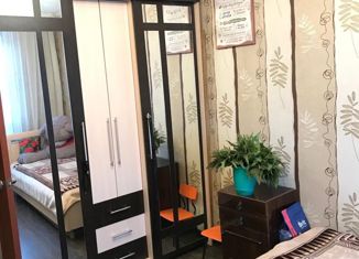 Продаю 3-ком. квартиру, 58 м2, Екатеринбург, улица Восстания, 108, улица Восстания