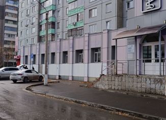 Продам 2-ком. квартиру, 54 м2, Красноярск, улица 9 Мая, 38