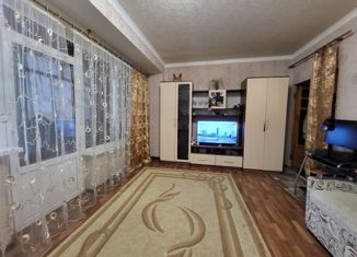 Продается 2-комнатная квартира, 59 м2, Таганрог, улица Ломоносова, 57