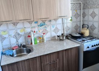 Продаю 3-ком. квартиру, 63.8 м2, Омск, Моторная улица, 6, Ленинский округ