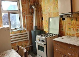 Продам трехкомнатную квартиру, 56 м2, Новороссийск, улица Гольмана, 49