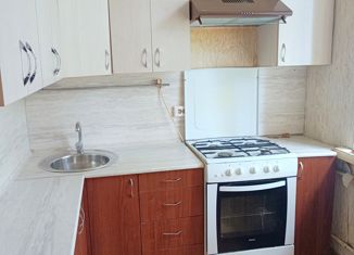 Продается трехкомнатная квартира, 62.7 м2, Череповец, Молодёжная улица, 21