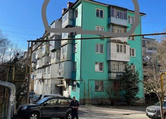 Продаю 2-комнатную квартиру, 38 м2, Туапсе, улица Судоремонтников, 64