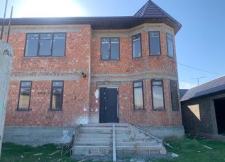Продаю дом, 300 м2, Дагестан, улица Г. Цадасы, 10