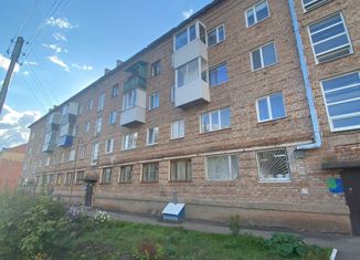 Продам 2-ком. квартиру, 44 м2, поселок городского типа Приютово, бульвар Мира, 8