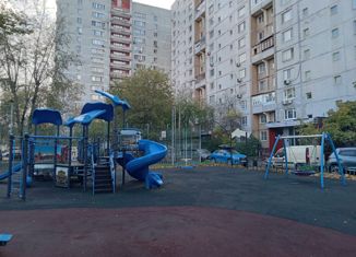 Аренда 1-комнатной квартиры, 40.6 м2, Москва, Волжский Бульвар квартал 113А, к8, метро Волжская