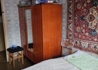 Продам двухкомнатную квартиру, 43 м2, Свободный, Театральный переулок, 12