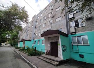 Продажа 4-ком. квартиры, 75 м2, Элиста, 2-й микрорайон, 38, 2-й микрорайон