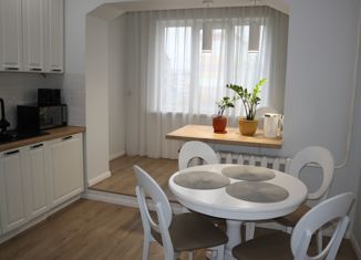 Продажа трехкомнатной квартиры, 80 м2, Саха (Якутия), улица Хабарова, 19/3