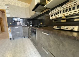 Продается трехкомнатная квартира, 88.8 м2, Ставрополь, Партизанская улица, 34, микрорайон №8