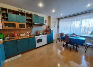 Продам 3-ком. квартиру, 109.7 м2, село Михайловка, Новая улица, 12