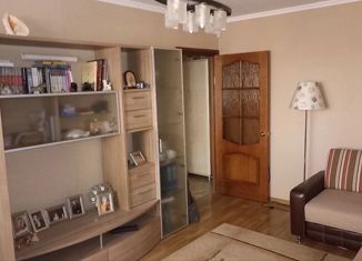 Продается 2-ком. квартира, 51.5 м2, Череповец, улица Белинского, 63А, ЖК Прибрежный