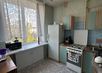 Продаю 1-ком. квартиру, 35.9 м2, Волгоград, Советская улица, 13