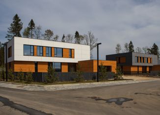 Продам дом, 530 м2, деревня Пятница