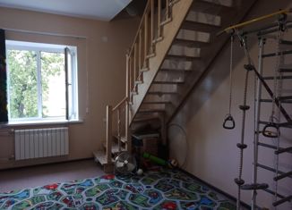 Продаю 4-ком. квартиру, 143.7 м2, Озёрск, улица Свердлова, 25