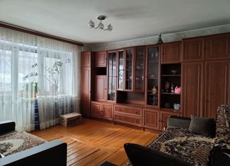 Двухкомнатная квартира на продажу, 50.7 м2, село Кармаскалы, улица Султан-Галиева, 2